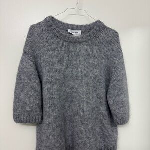 & Other Stories Gray Cropped Crew Neck Sweater